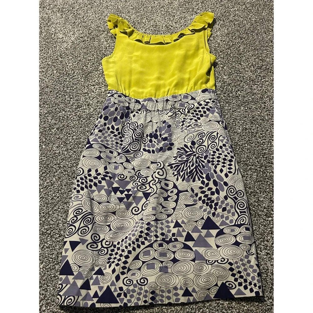 E19‎ Maeve Dress Women's Size 4 Ruffle Neck Floral Print Midi - Picture 2 of 5